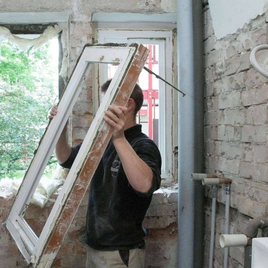 Демонтаж деревянного окна расценка в смете: как учесть все расходы и не ошибиться