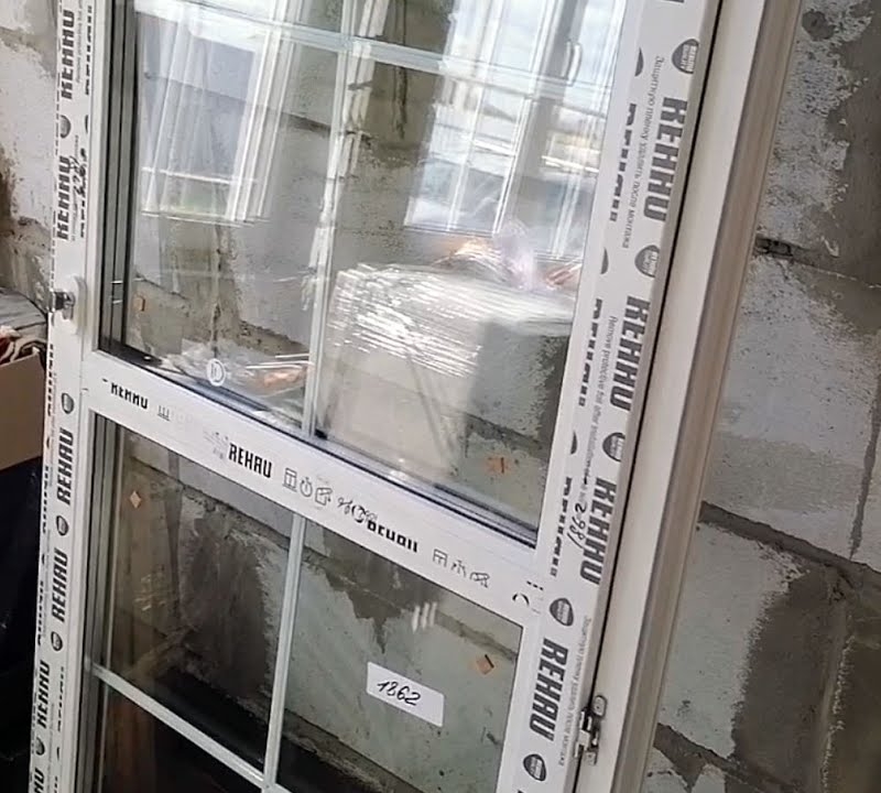 Установка двери пластиковой: практическое руководство от замеров до финишной отделки
