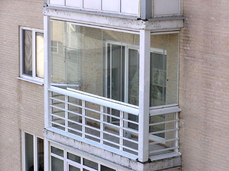 Законно ли остекление балконов: как не нарушить правила и не потерять деньги